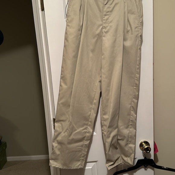 Dress pants - Picture 2 of 4